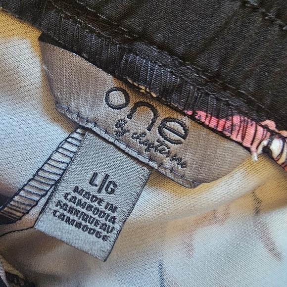 Women's floral pants, elastic waist plus tie - Picture 2 of 6